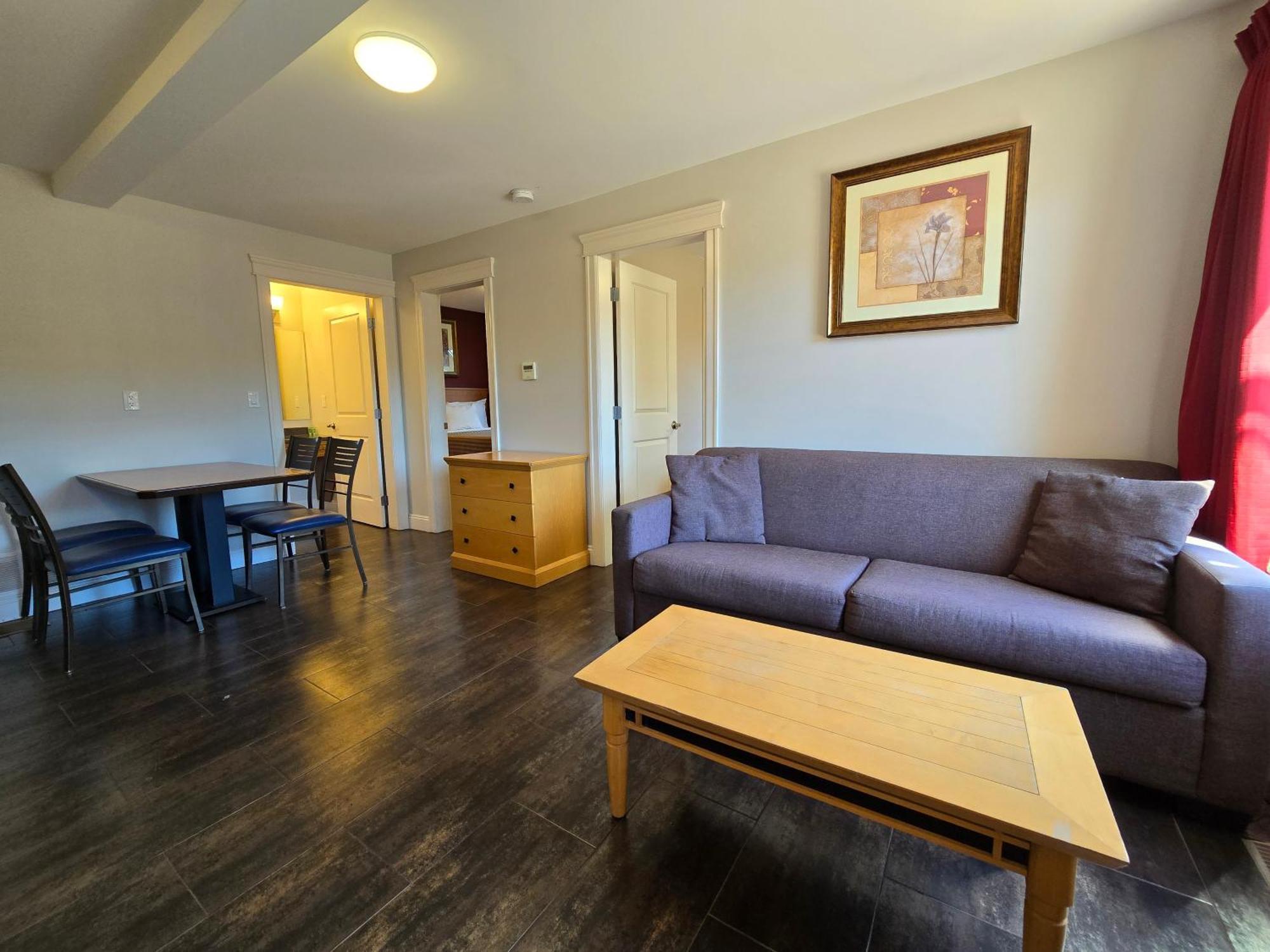 Sahara Courtyard Inn & Suites オソヨース エクステリア 写真