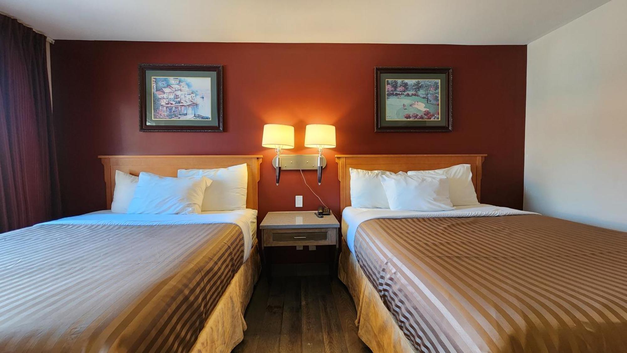 Sahara Courtyard Inn & Suites オソヨース エクステリア 写真