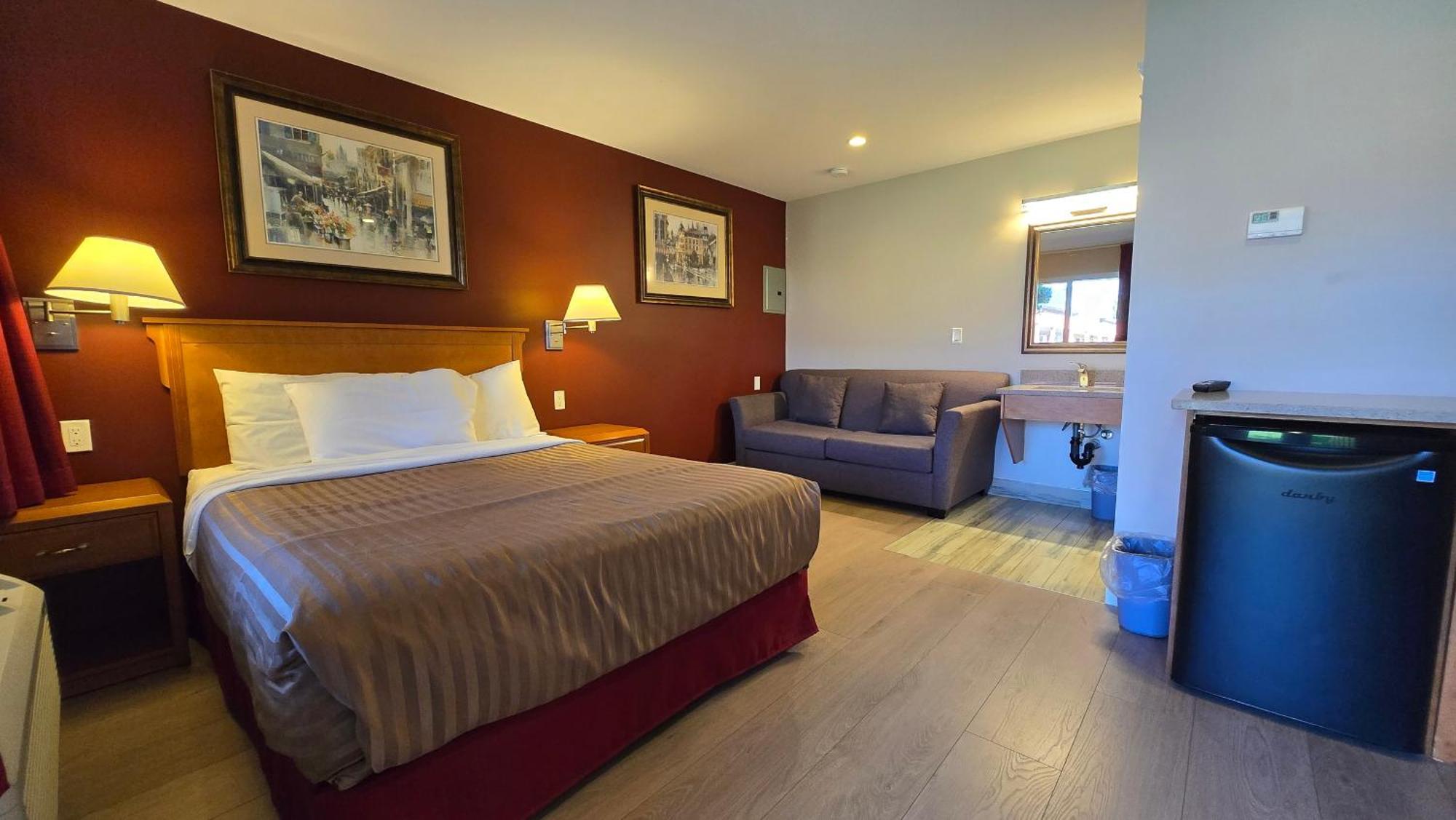 Sahara Courtyard Inn & Suites オソヨース エクステリア 写真